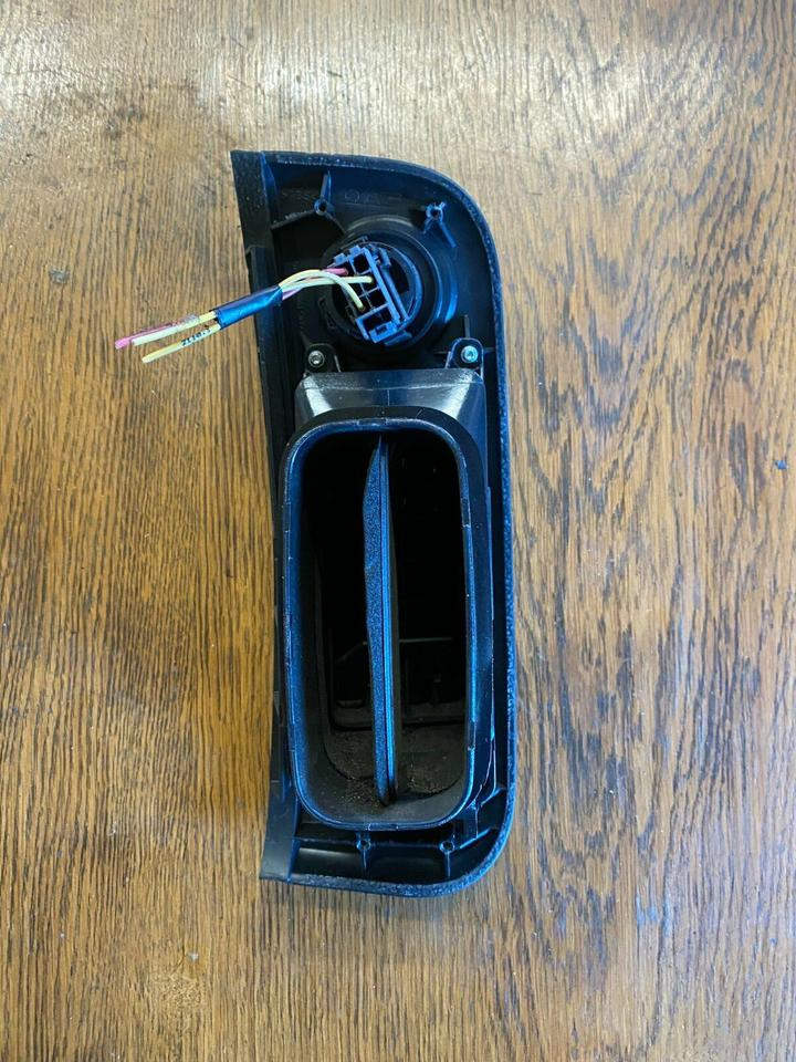 DAF XF Luftduese 1308506 L 1308507 R - Кабина и интерьер для Грузовиков: фото 2 DAF XF Luftduese 1308506 L 1308507 R - Кабина и интерьер для Грузовиков: фото 2