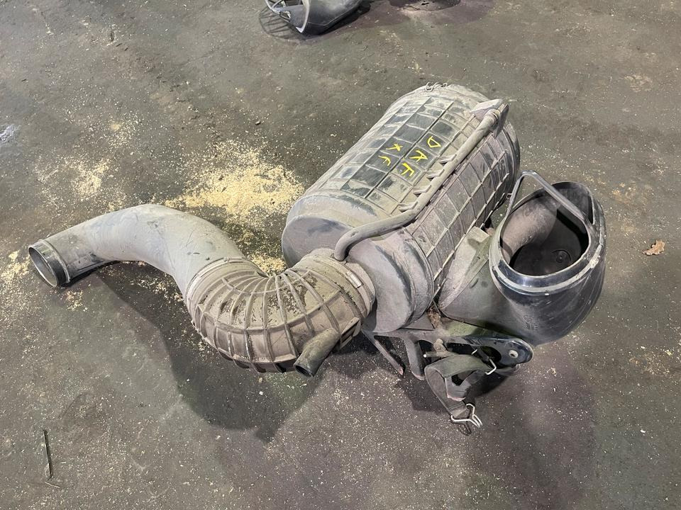 DAF XF Luftfilter Luftfilterkasten - Воздушный фильтр для Грузовиков: фото 3 DAF XF Luftfilter Luftfilterkasten - Воздушный фильтр для Грузовиков: фото 3