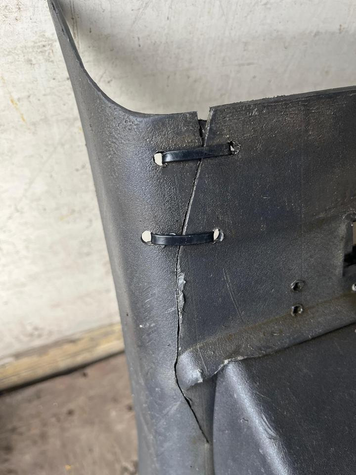 IVECO Stralis 450 Kotflügel vorne links 41299389 / 41299388 - Крыло для Грузовиков: фото 3 IVECO Stralis 450 Kotflügel vorne links 41299389 / 41299388 - Крыло для Грузовиков: фото 3