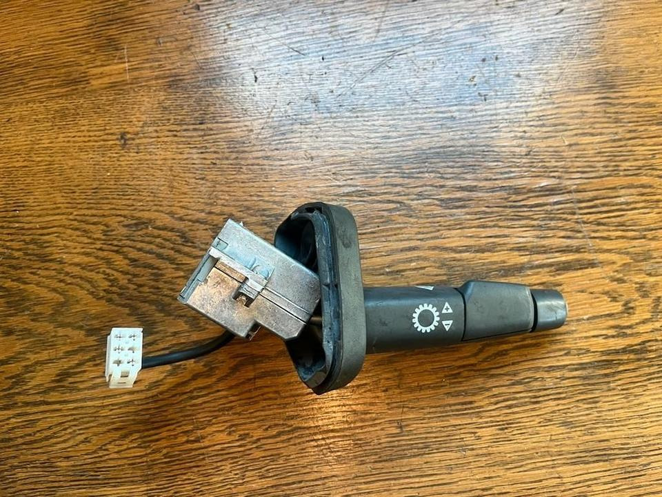 MAN Lenkstockschalter, Schalter, Schalhebel 81255090130 - Подрулевой переключатель для Грузовиков: фото 3 MAN Lenkstockschalter, Schalter, Schalhebel 81255090130 - Подрулевой переключатель для Грузовиков: фото 3