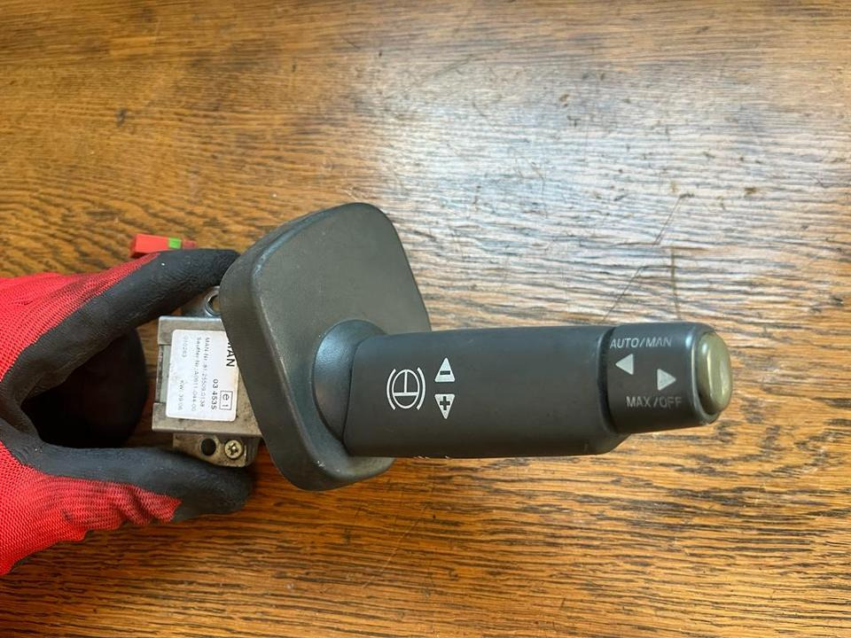 MAN Lenkstockschalter, Schalter, Schalhebel 81255090138 - Подрулевой переключатель для Грузовиков: фото 1 MAN Lenkstockschalter, Schalter, Schalhebel 81255090138 - Подрулевой переключатель для Грузовиков: фото 1