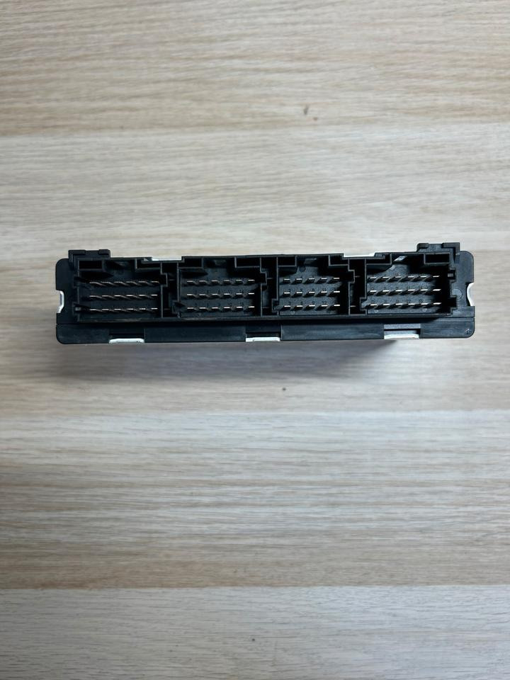 MAN SIEMENS VDO Elektronik FFR Steuergerät 81.25805.7067 - Блок управления для Грузовиков: фото 4 MAN SIEMENS VDO Elektronik FFR Steuergerät 81.25805.7067 - Блок управления для Грузовиков: фото 4