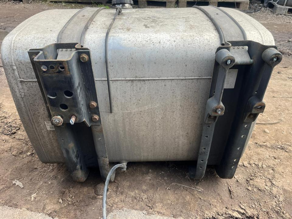 Топливный бак для Грузовиков MAN TGX EU6  RN002 Dieseltank Tank Tankbehälter 460L: фото 6