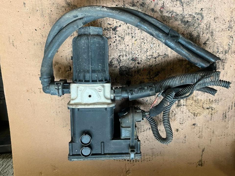 Mercedes Actros MP4 AdBlue Pumpe A0001405378 - Топливный насос для Грузовиков: фото 3 Mercedes Actros MP4 AdBlue Pumpe A0001405378 - Топливный насос для Грузовиков: фото 3