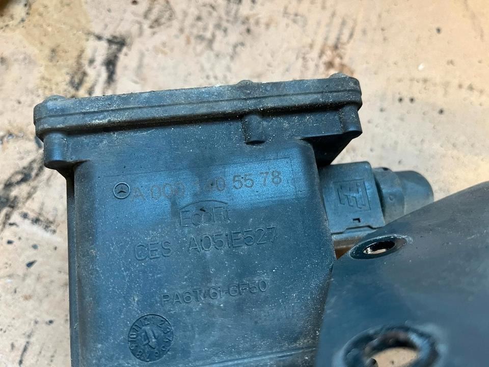 Mercedes Actros MP4 AdBlue Pumpe A0001405578 - Топливный насос для Грузовиков: фото 2 Mercedes Actros MP4 AdBlue Pumpe A0001405578 - Топливный насос для Грузовиков: фото 2