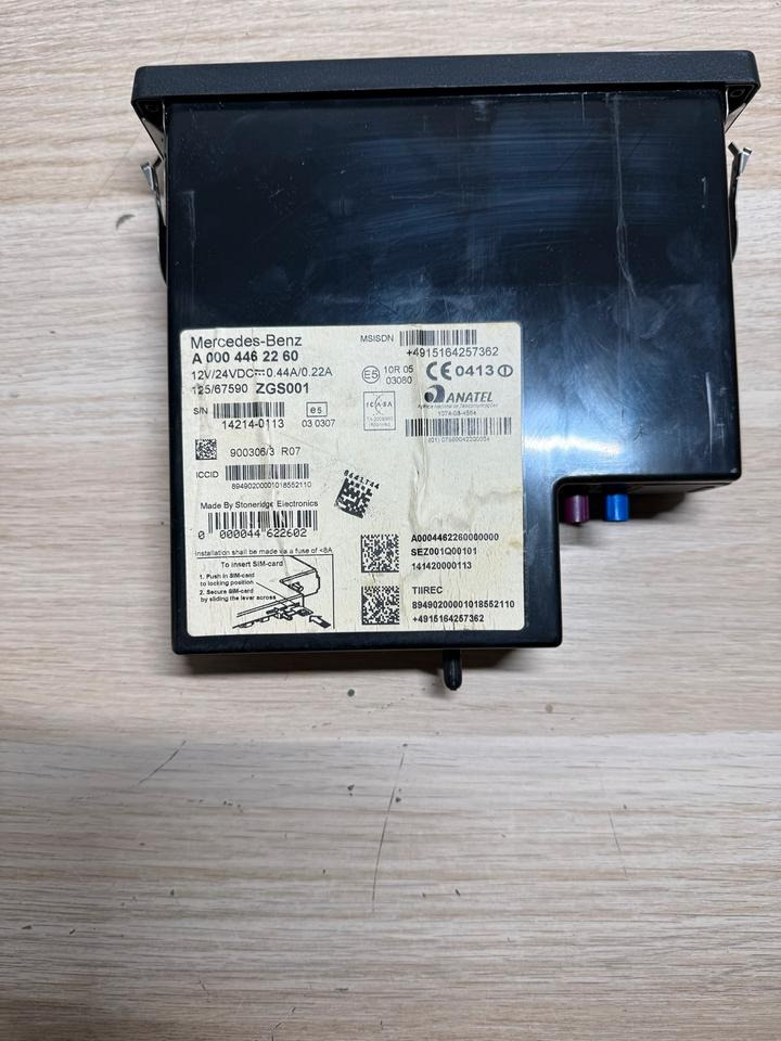 Mercedes Actros MP4 Tachograph Fleetboard A0004462260 - Тахограф для Грузовиков: фото 5 Mercedes Actros MP4 Tachograph Fleetboard A0004462260 - Тахограф для Грузовиков: фото 5