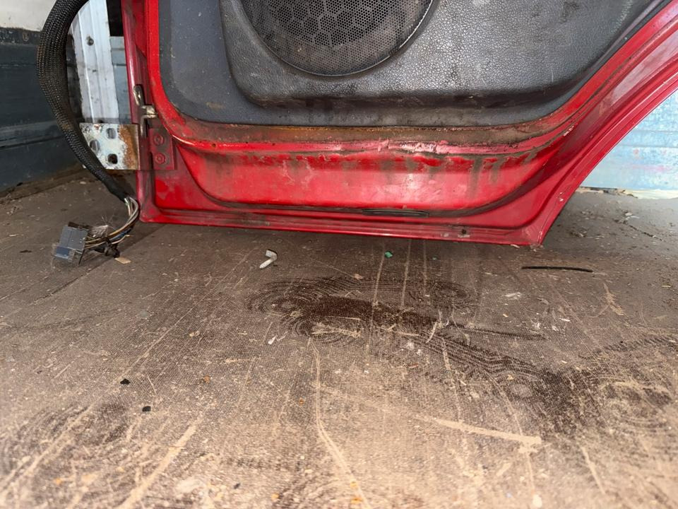 Mercedes Atego 2 Beifahrertür Rot Spiegel Innenverkleidung LN 77 - Дверь и запчасти для Грузовиков: фото 3 Mercedes Atego 2 Beifahrertür Rot Spiegel Innenverkleidung LN 77 - Дверь и запчасти для Грузовиков: фото 3