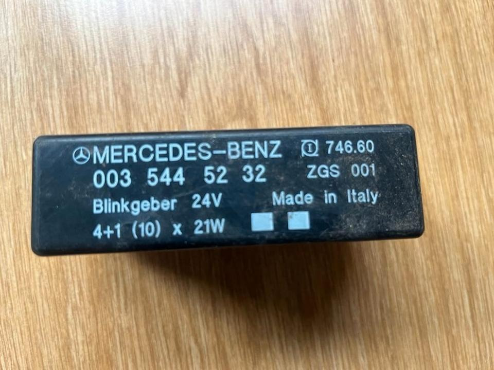 Mercedes Benz Blinkerrelais Blinkgeber 0035445232 - Реле для Грузовиков: фото 2 Mercedes Benz Blinkerrelais Blinkgeber 0035445232 - Реле для Грузовиков: фото 2
