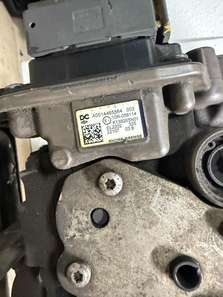 Mercedes KNORR-BREMSE LufttrocknerA0014465564 K138265 - Принадлежность тормозной системы для Грузовиков: фото 2 Mercedes KNORR-BREMSE LufttrocknerA0014465564 K138265 - Принадлежность тормозной системы для Грузовиков: фото 2