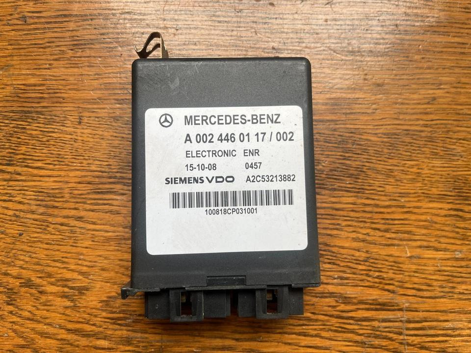 Mercedes SIEMENS VDO Elektronik ENR Steuergerät A0024460117 - Блок управления для Грузовиков: фото 1 Mercedes SIEMENS VDO Elektronik ENR Steuergerät A0024460117 - Блок управления для Грузовиков: фото 1