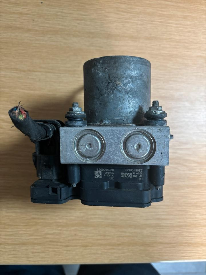 Mercedes Springer Hydraulikblock ABS Pumpe A9069008401 - Гидравлика для Грузовиков: фото 2 Mercedes Springer Hydraulikblock ABS Pumpe A9069008401 - Гидравлика для Грузовиков: фото 2