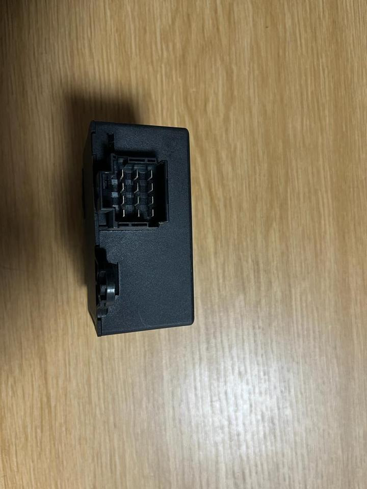 Mercedes VITO W638 Steuergerät Wegfahrsperre 0265451732 - Блок управления для Грузовиков: фото 3 Mercedes VITO W638 Steuergerät Wegfahrsperre 0265451732 - Блок управления для Грузовиков: фото 3