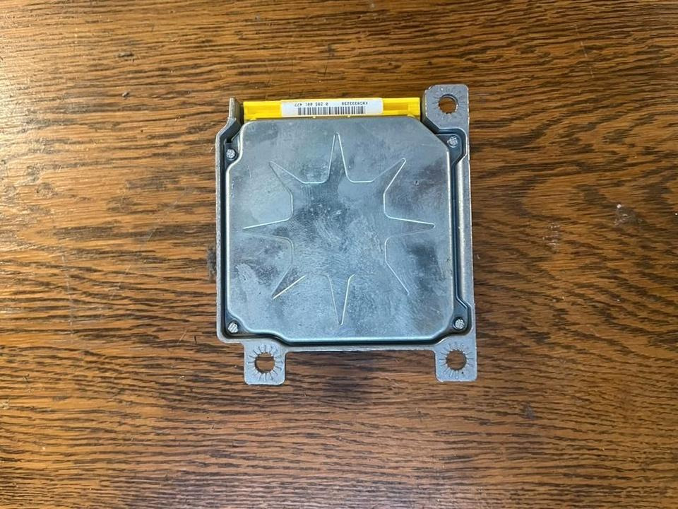 Mercedes Vito W638 Airbag Steuergerät Sensor 0004460642 - Блок управления для Грузовиков: фото 4 Mercedes Vito W638 Airbag Steuergerät Sensor 0004460642 - Блок управления для Грузовиков: фото 4