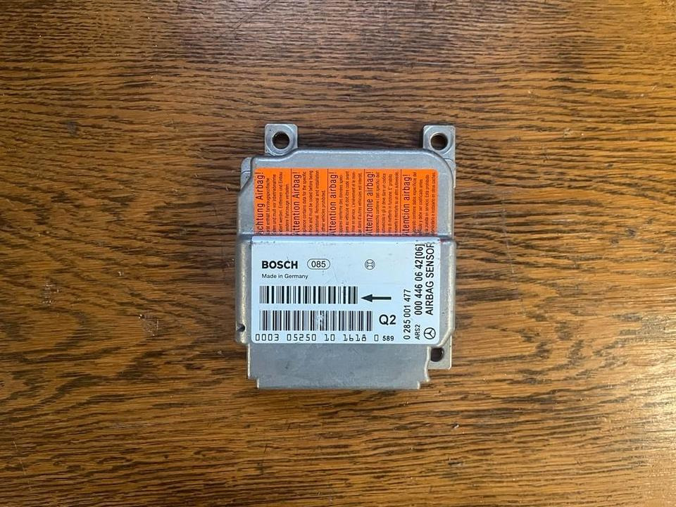 Mercedes Vito W638 Airbag Steuergerät Sensor 0004460642 - Блок управления для Грузовиков: фото 1 Mercedes Vito W638 Airbag Steuergerät Sensor 0004460642 - Блок управления для Грузовиков: фото 1