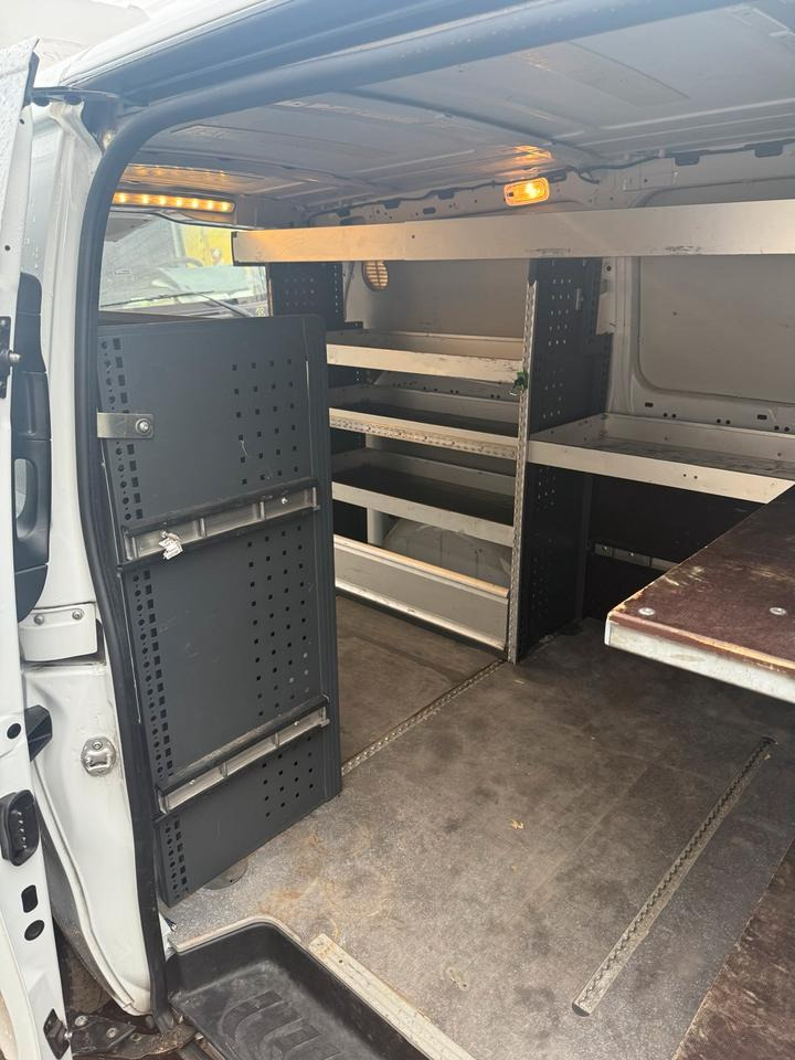 Fahrzeugeinrichtung ( Regale ) Mercedes Vito - Запчасти для Грузовиков: фото 1 Fahrzeugeinrichtung ( Regale ) Mercedes Vito - Запчасти для Грузовиков: фото 1