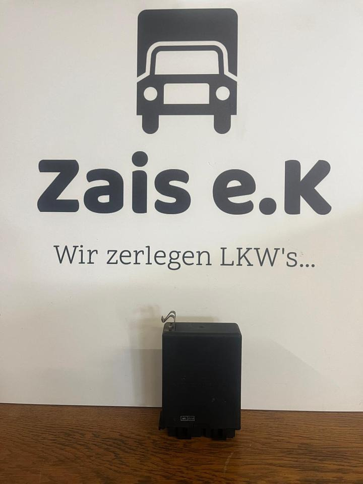 Mercedes-Benz Funkfernbedienung VDO Steuergerät 24V A0004460018 - Запчасти: фото 1 Mercedes-Benz Funkfernbedienung VDO Steuergerät 24V A0004460018 - Запчасти: фото 1