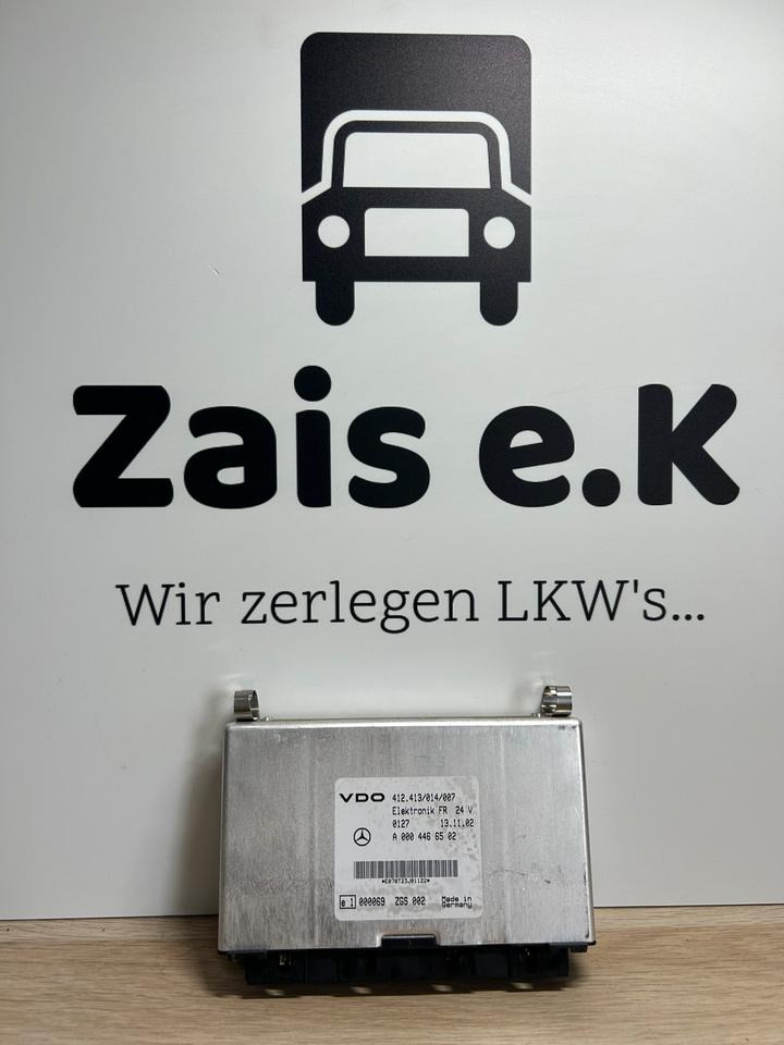 Mercedes Benz VDO Elektronik FR Steuergeröt A0004466502 - Запчасти: фото 1 Mercedes Benz VDO Elektronik FR Steuergeröt A0004466502 - Запчасти: фото 1