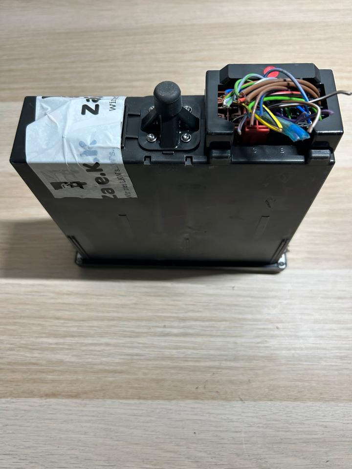 VDO Tachograph A3C0539590020 / A2C16768800 - Запчасти: фото 3 VDO Tachograph A3C0539590020 / A2C16768800 - Запчасти: фото 3