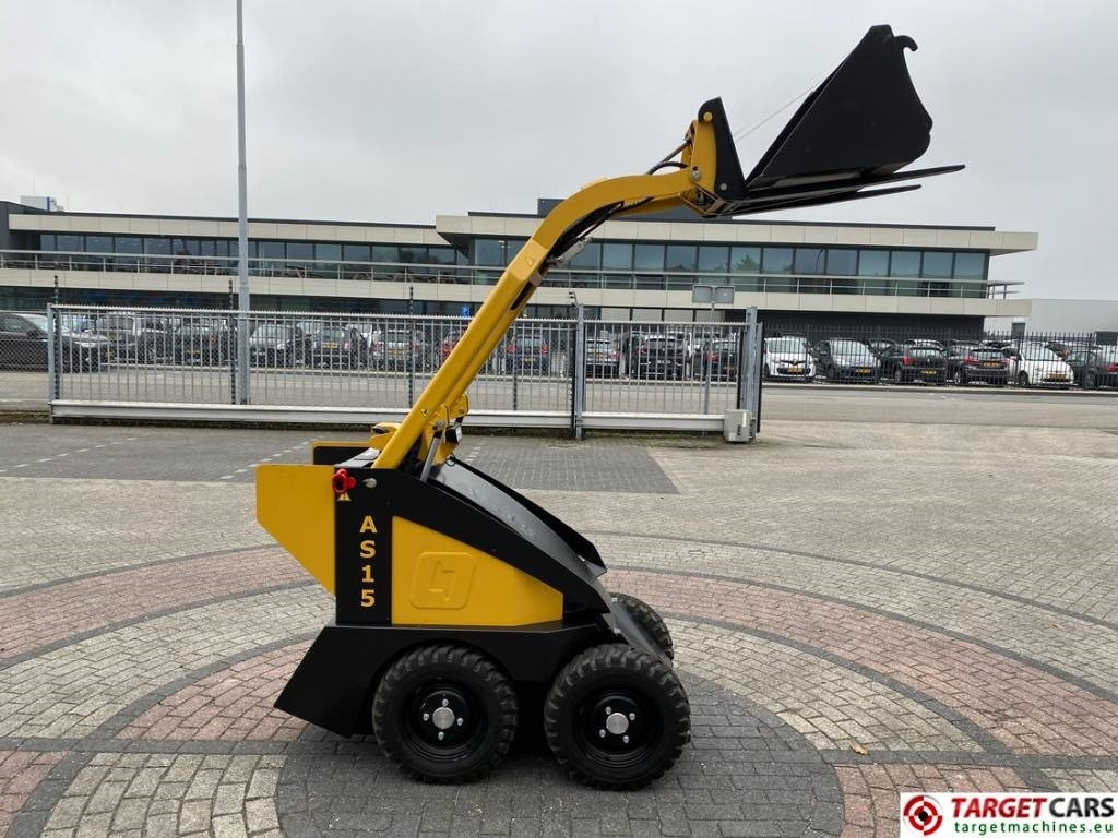 Мини-погрузчик с бортовым поворотом Conmeq AS15 Mini Skid Steer Loader 4x4 Electric: фото 29 Мини-погрузчик с бортовым поворотом Conmeq AS15 Mini Skid Steer Loader 4x4 Electric: фото 29
