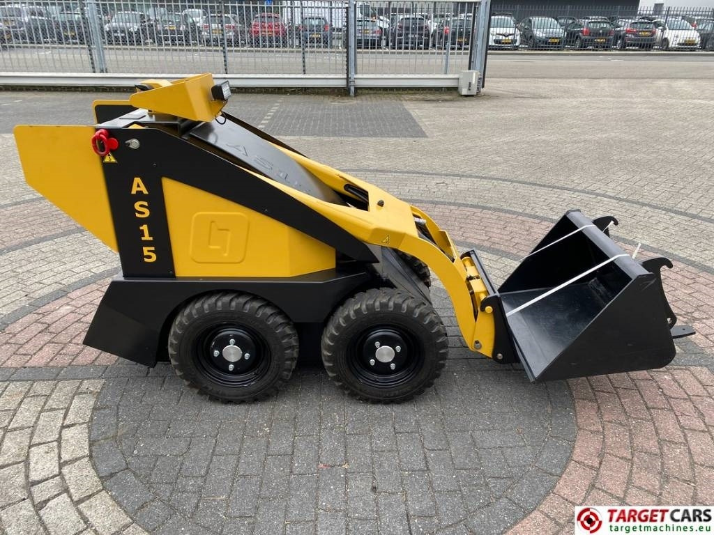Мини-погрузчик с бортовым поворотом Conmeq AS15 Mini Skid Steer Loader 4x4 Electric: фото 27 Мини-погрузчик с бортовым поворотом Conmeq AS15 Mini Skid Steer Loader 4x4 Electric: фото 27