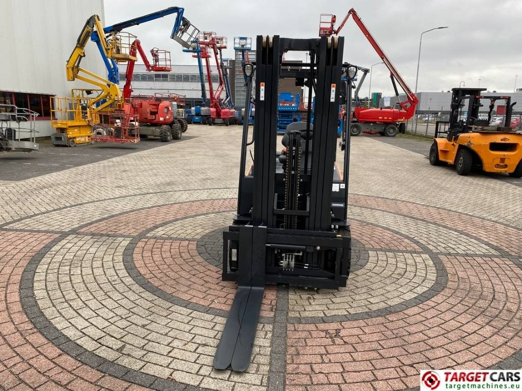 Doosan B35X-7 Plus Electric Forklift 3.5T Triplex-482cm - Электропогрузчик: фото 2 Doosan B35X-7 Plus Electric Forklift 3.5T Triplex-482cm - Электропогрузчик: фото 2