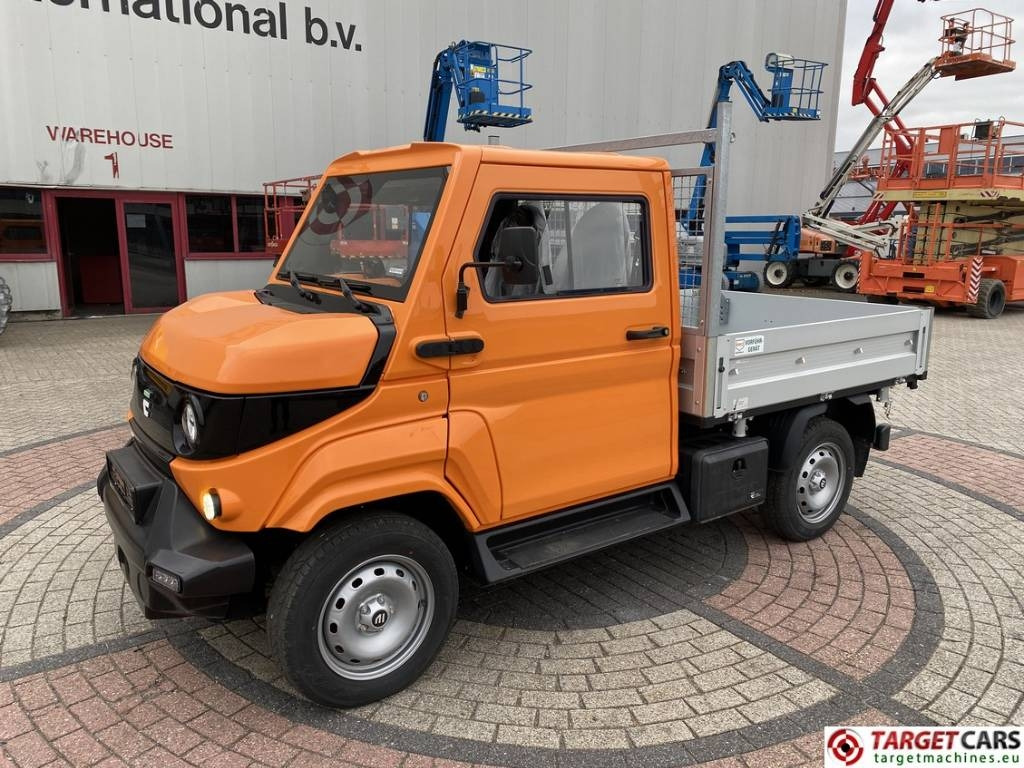 Evum ACar Electric 4x4 UTV Tipper Kipper Vehicle - Малотоннажный самосвал, Грузовой электромобиль: фото 1 Evum ACar Electric 4x4 UTV Tipper Kipper Vehicle - Малотоннажный самосвал, Грузовой электромобиль: фото 1