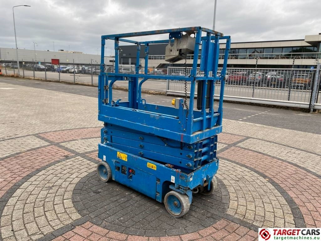 Genie GS-1932 Electric Scissor Work Lift 779cm  - Ножничный подъемник: фото 2 Genie GS-1932 Electric Scissor Work Lift 779cm  - Ножничный подъемник: фото 2