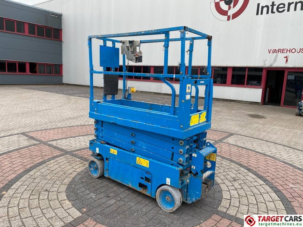 Genie GS-1932 Electric Scissor Work Lift 779cm  - Ножничный подъемник: фото 4 Genie GS-1932 Electric Scissor Work Lift 779cm  - Ножничный подъемник: фото 4