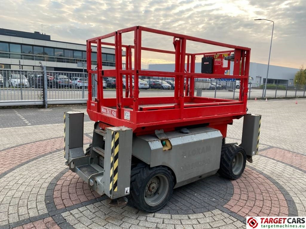 Genie GS-2668RT Diesel 4x4 Scissor Work Lift 992cm - Ножничный подъемник: фото 3 Genie GS-2668RT Diesel 4x4 Scissor Work Lift 992cm - Ножничный подъемник: фото 3