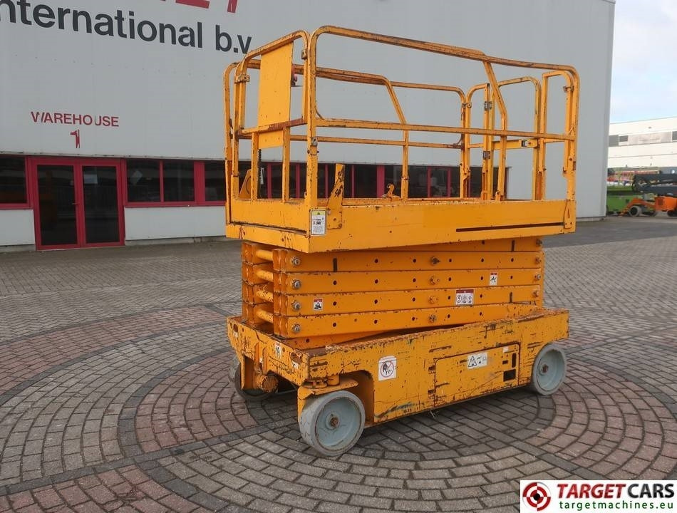 Genie GS-3246 Electric Scissor Work Lift 1175cm DEFECT - Ножничный подъемник: фото 1 Genie GS-3246 Electric Scissor Work Lift 1175cm DEFECT - Ножничный подъемник: фото 1