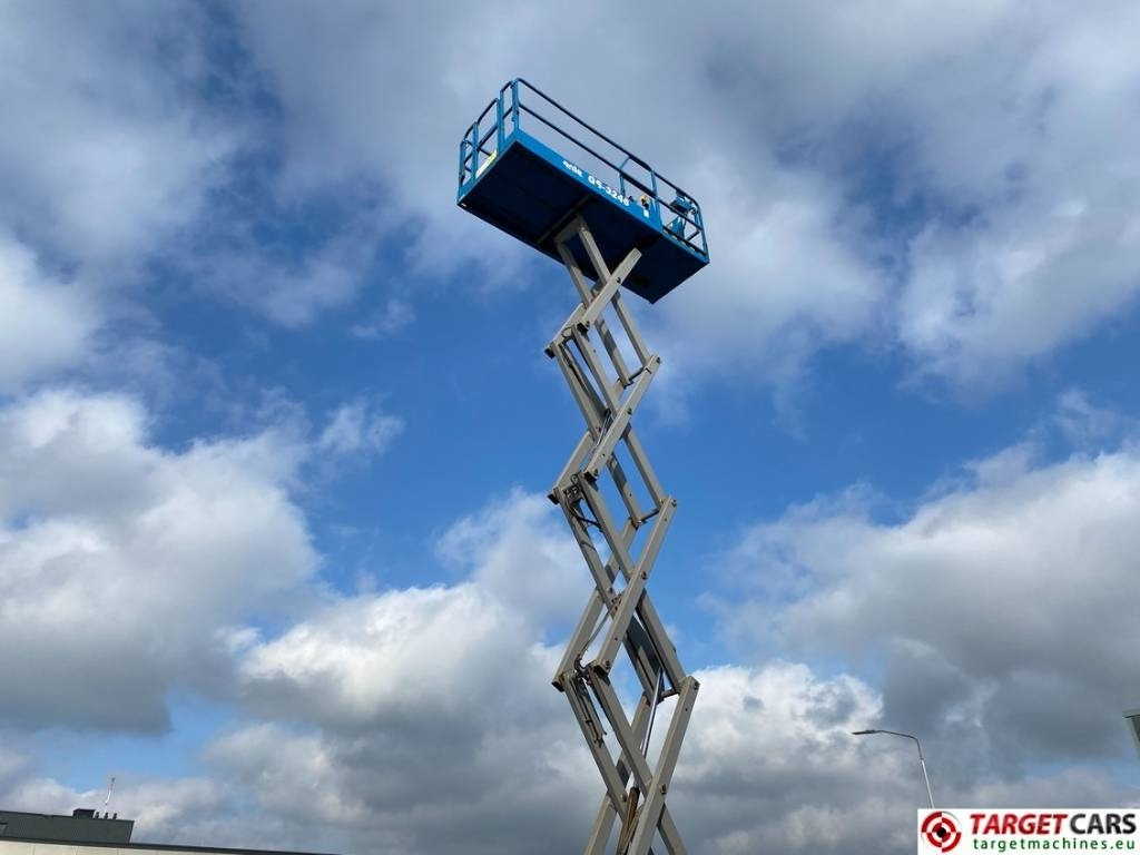 Ножничный подъемник Genie GS-3246 Electric Scissor Work Lift 1175cm: фото 18