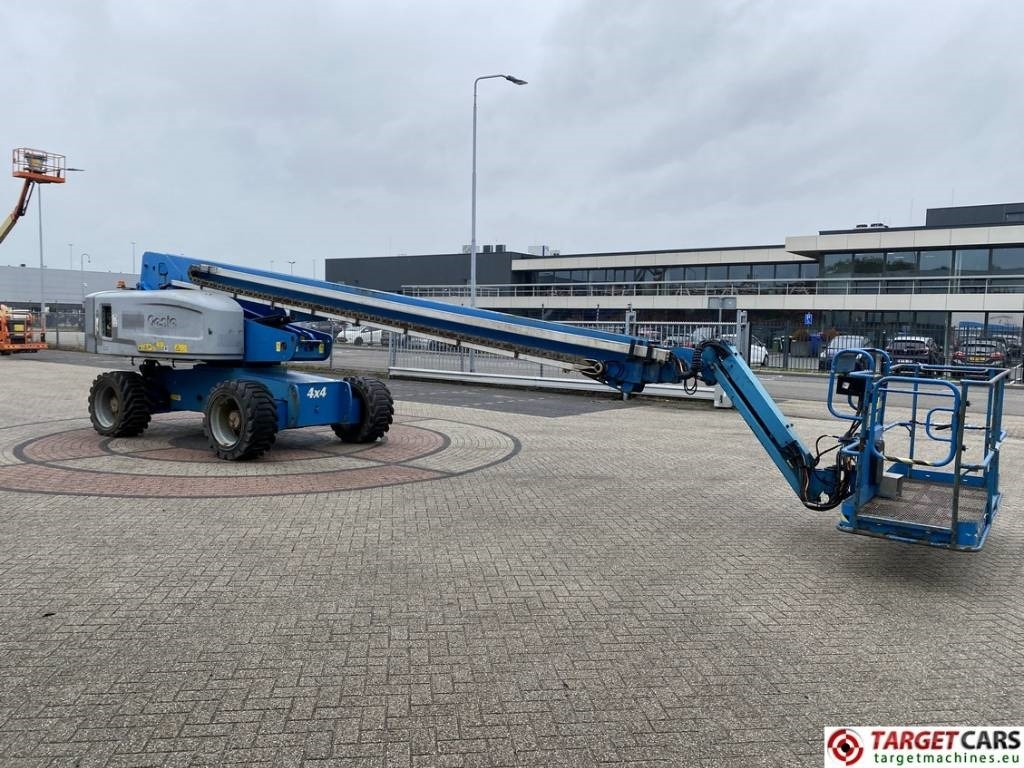 Genie S-85 Telescopic 4x4 Diesel Boom Work Lift 2791cm  - Телескопический подъемник: фото 2 Genie S-85 Telescopic 4x4 Diesel Boom Work Lift 2791cm  - Телескопический подъемник: фото 2