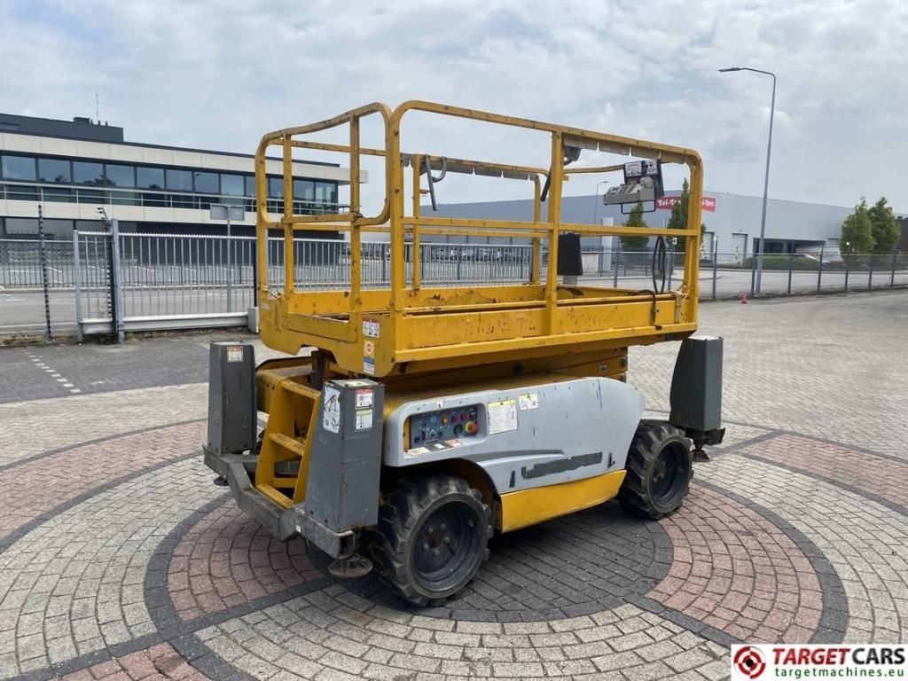 Haulotte Compact 10DX Diesel 4x4 Scissor 1015cm DEFECT - Ножничный подъемник: фото 3 Haulotte Compact 10DX Diesel 4x4 Scissor 1015cm DEFECT - Ножничный подъемник: фото 3