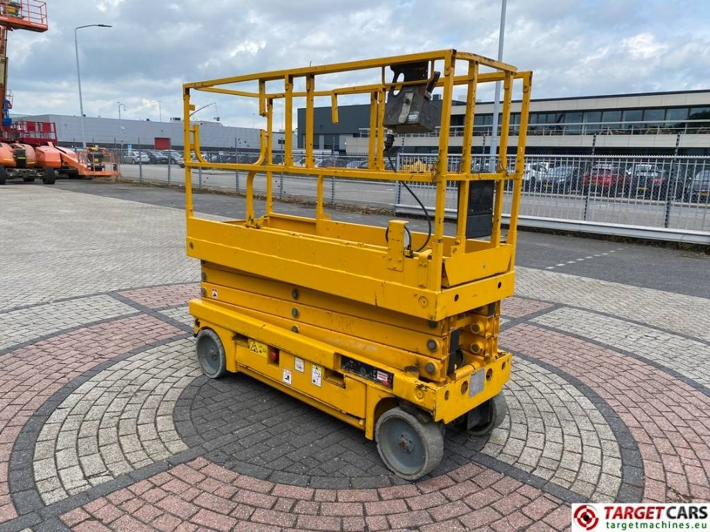Haulotte Compact 10N Electric Scissor Work Lift 1000cm - Ножничный подъемник: фото 2 Haulotte Compact 10N Electric Scissor Work Lift 1000cm - Ножничный подъемник: фото 2