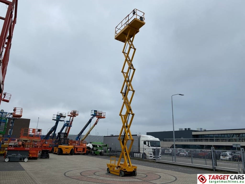 Haulotte Compact 14 Electric Scissor Work Lift 1385cm  в лизинг Haulotte Compact 14 Electric Scissor Work Lift 1385cm: фото 7