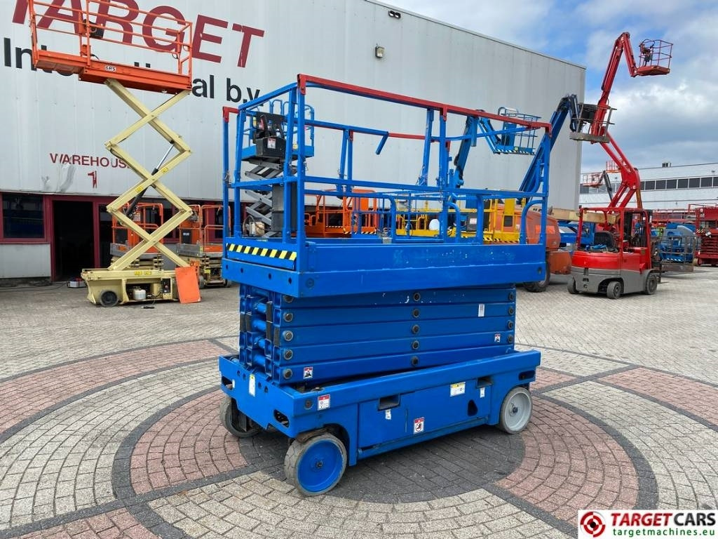 Haulotte Compact 14 Electric Scissor Work Lift 1385cm - Ножничный подъемник: фото 1 Haulotte Compact 14 Electric Scissor Work Lift 1385cm - Ножничный подъемник: фото 1