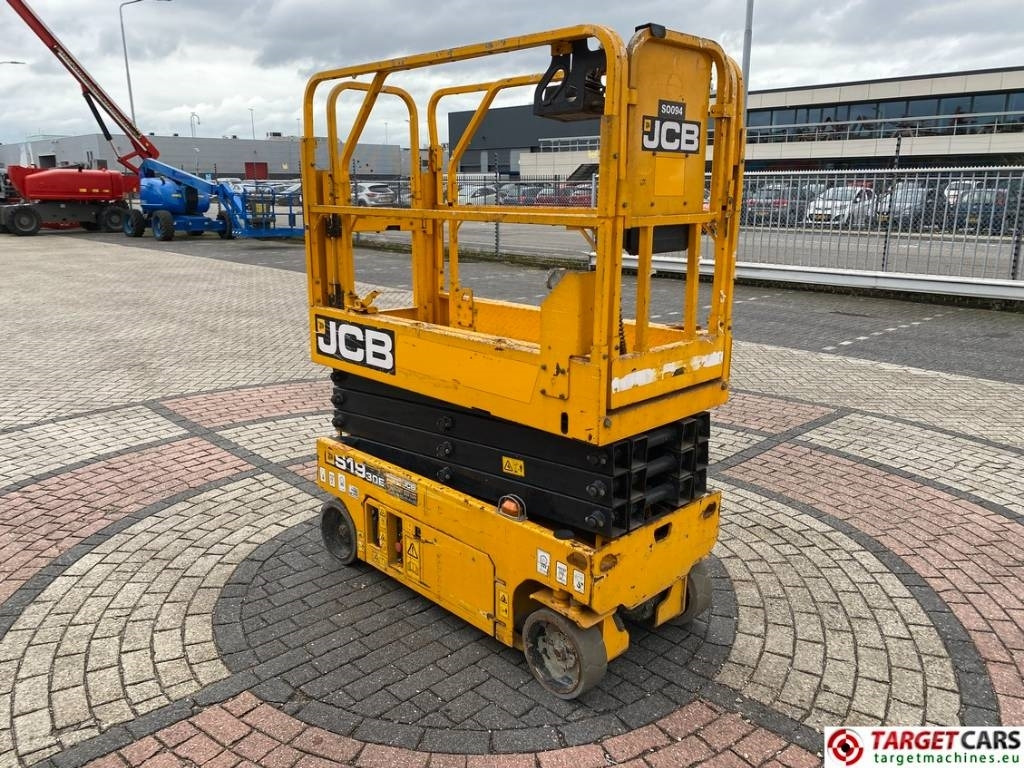 JCB S1930E Electric Scissor Work Lift 780cm - Ножничный подъемник: фото 2 JCB S1930E Electric Scissor Work Lift 780cm - Ножничный подъемник: фото 2