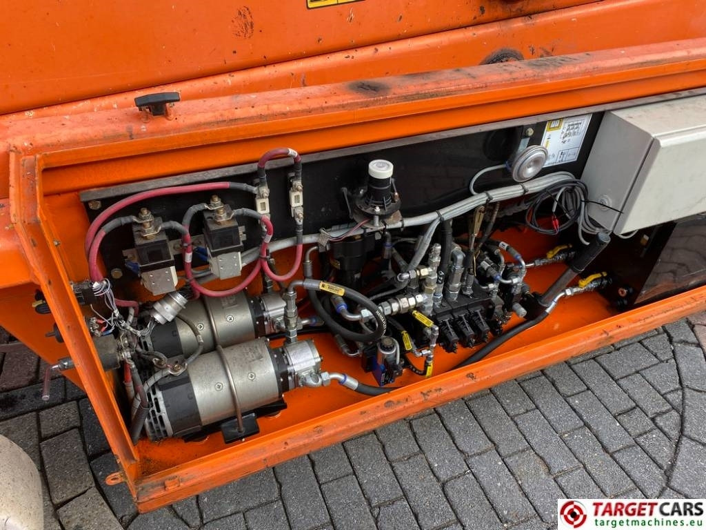 Ножничный подъемник JLG 153-12 Liftlux Electric Scissor Work Lift 1730cm: фото 18 Ножничный подъемник JLG 153-12 Liftlux Electric Scissor Work Lift 1730cm: фото 18