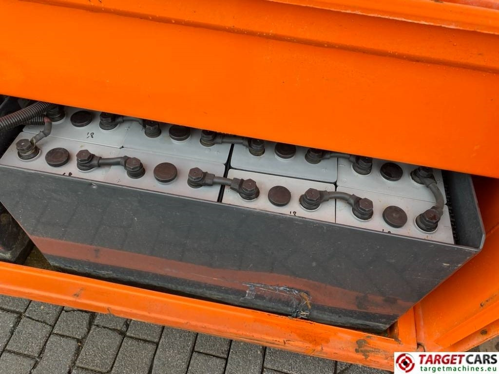 Ножничный подъемник JLG 153-12 Liftlux Electric Scissor Work Lift 1730cm: фото 14 Ножничный подъемник JLG 153-12 Liftlux Electric Scissor Work Lift 1730cm: фото 14