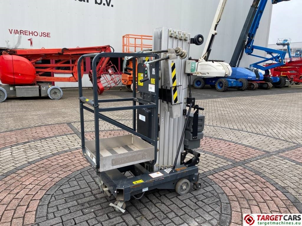 JLG 25AM DC Electric Vertical Mast Work Lift 967cm - Вертикальный мачтовый подъемник: фото 1 JLG 25AM DC Electric Vertical Mast Work Lift 967cm - Вертикальный мачтовый подъемник: фото 1