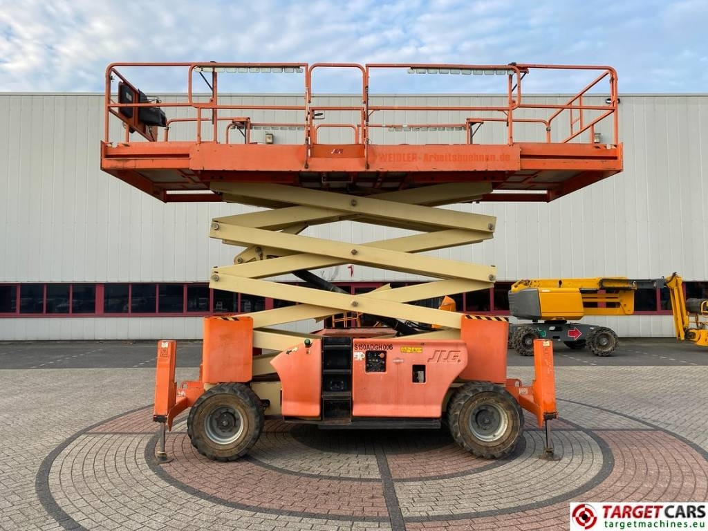 JLG 4394RT Diesel 4x4 Scissor Work Lift 1511cm - Ножничный подъемник: фото 5 JLG 4394RT Diesel 4x4 Scissor Work Lift 1511cm - Ножничный подъемник: фото 5