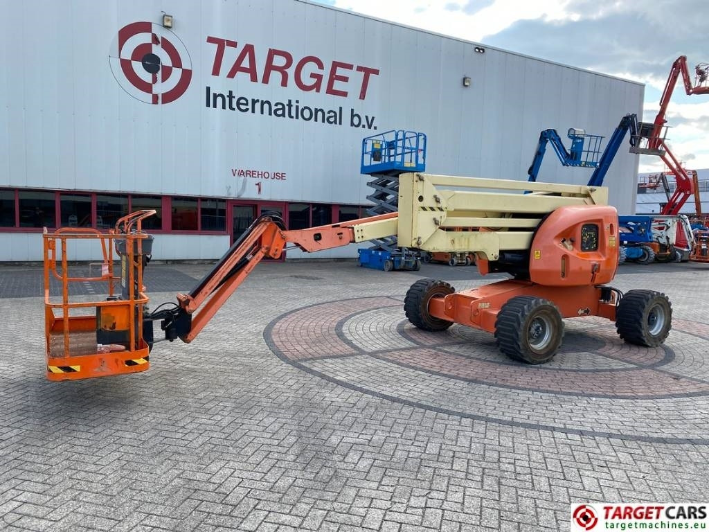 JLG 510AJ Articulated 4x4 Diesel Boom Work Lift 1781cm - Коленчатый подъемник: фото 1 JLG 510AJ Articulated 4x4 Diesel Boom Work Lift 1781cm - Коленчатый подъемник: фото 1