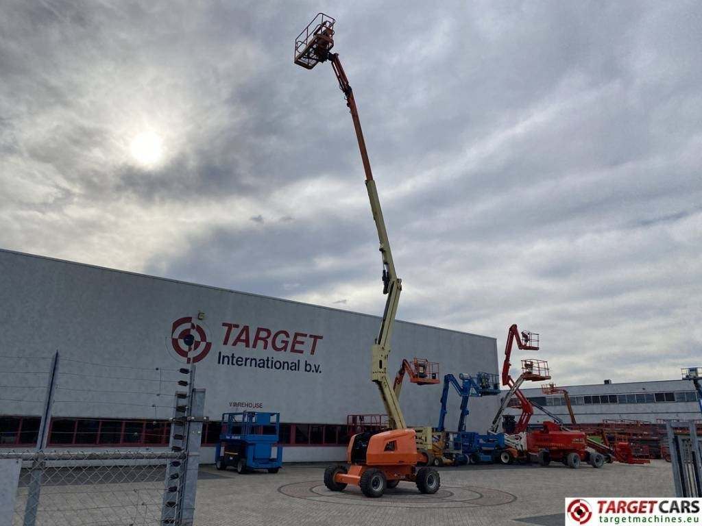 JLG 520AJ Articulated 4x4 Diesel Boom Work Lift 1800cm - Коленчатый подъемник: фото 5 JLG 520AJ Articulated 4x4 Diesel Boom Work Lift 1800cm - Коленчатый подъемник: фото 5