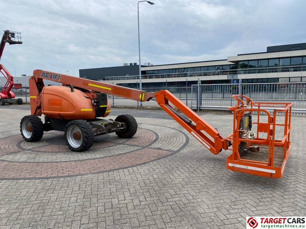 JLG 600AJ Articulated 4x4x4 Diesel Boom Lift 2047cm - Коленчатый подъемник: фото 2 JLG 600AJ Articulated 4x4x4 Diesel Boom Lift 2047cm - Коленчатый подъемник: фото 2