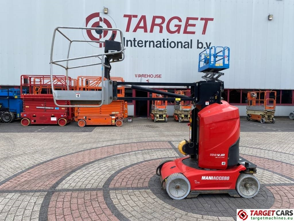 Manitou 100VJR Evolution Vertical Mast Work Lift 990cm - Вертикальный мачтовый подъемник: фото 4 Manitou 100VJR Evolution Vertical Mast Work Lift 990cm - Вертикальный мачтовый подъемник: фото 4