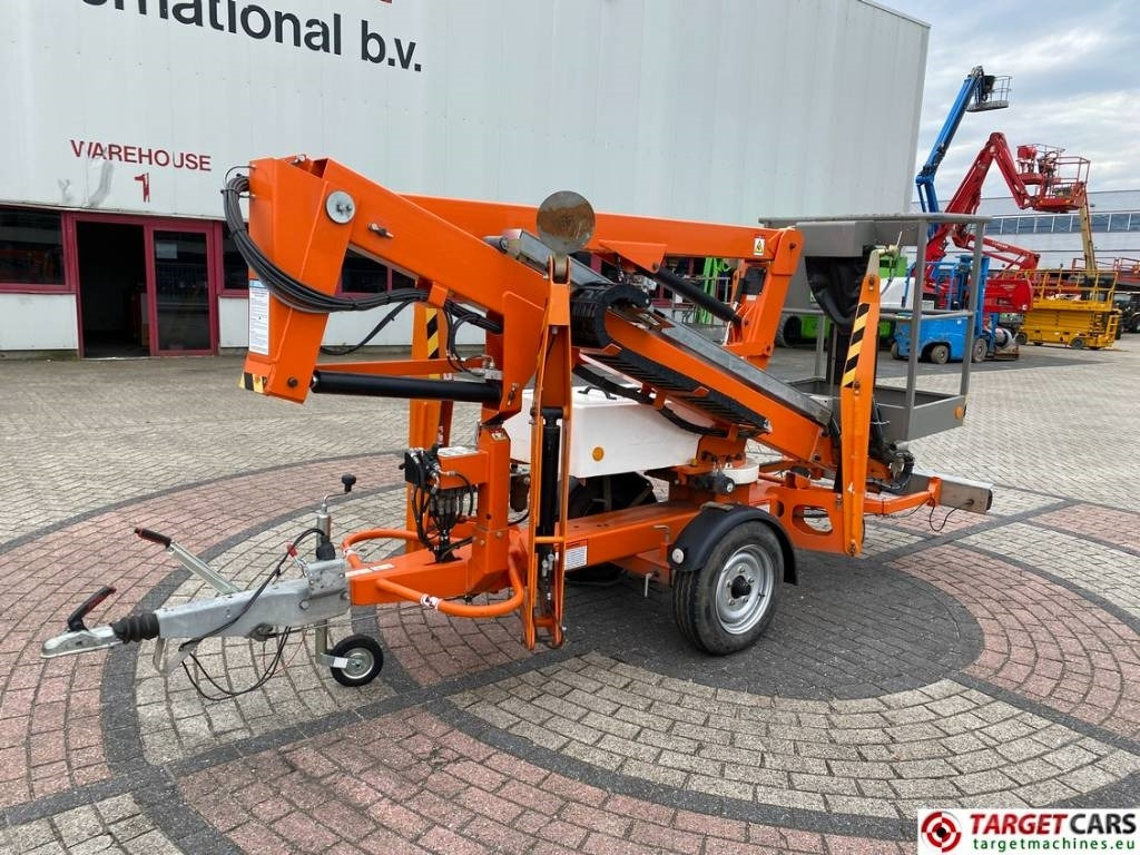 Niftylift 120TAC MK1C Tow Electric Boom Work Lift 1220cm - Прицепной подъемник: фото 1 Niftylift 120TAC MK1C Tow Electric Boom Work Lift 1220cm - Прицепной подъемник: фото 1