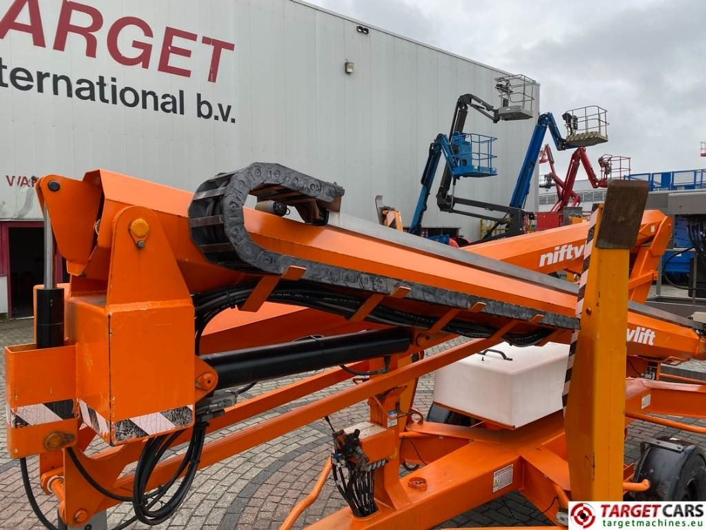 Прицепной подъемник Niftylift 170HAC Electric Towable Boom Work Lift 1710cm: фото 19
