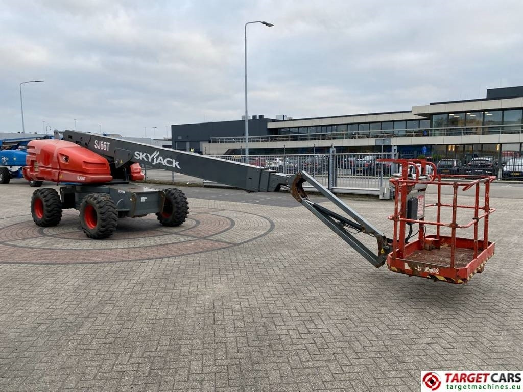SkyJack SJ66T Telescopic 4x4 Diesel Boom Work Lift 2212cm - Телескопический подъемник: фото 2 SkyJack SJ66T Telescopic 4x4 Diesel Boom Work Lift 2212cm - Телескопический подъемник: фото 2