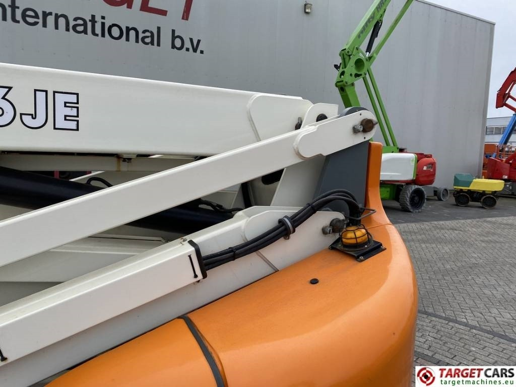 Коленчатый подъемник Snorkel A46JE Electric Articulated Boom Work Lift 1600cm: фото 30 Коленчатый подъемник Snorkel A46JE Electric Articulated Boom Work Lift 1600cm: фото 30