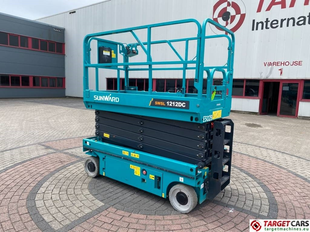 Sunward SWSL1212DC Electric Scissor Work LIft 1200cm - Ножничный подъемник: фото 4 Sunward SWSL1212DC Electric Scissor Work LIft 1200cm - Ножничный подъемник: фото 4